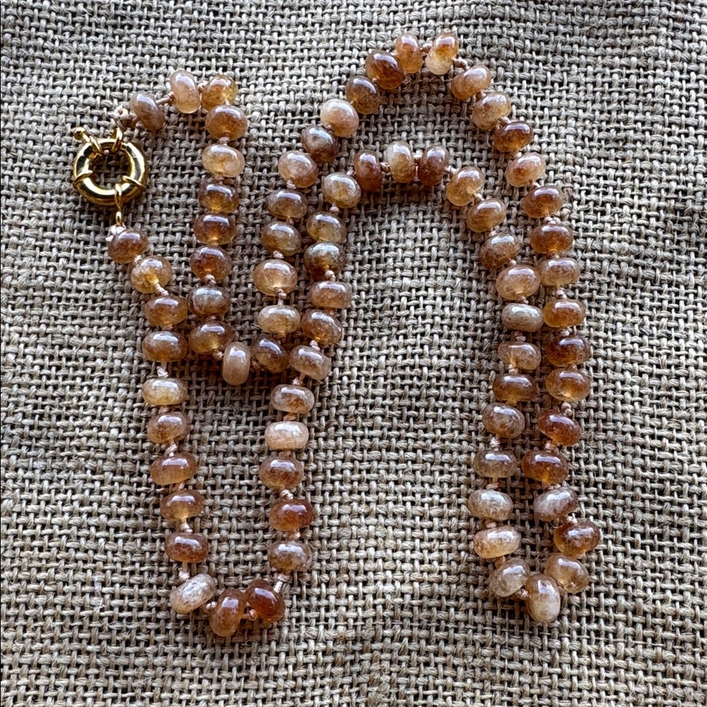 Citrine Hand Knotted Gemstone Necklace Elegant Gold Brown Beaded New In style